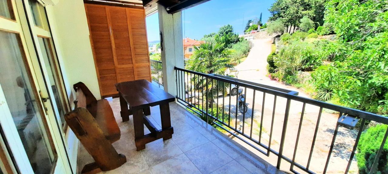 Apartmani Iskra Krk Town Zewnętrze zdjęcie
