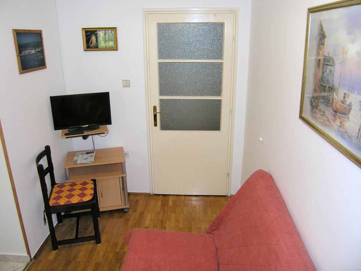 Apartmani Iskra Krk Town Zewnętrze zdjęcie